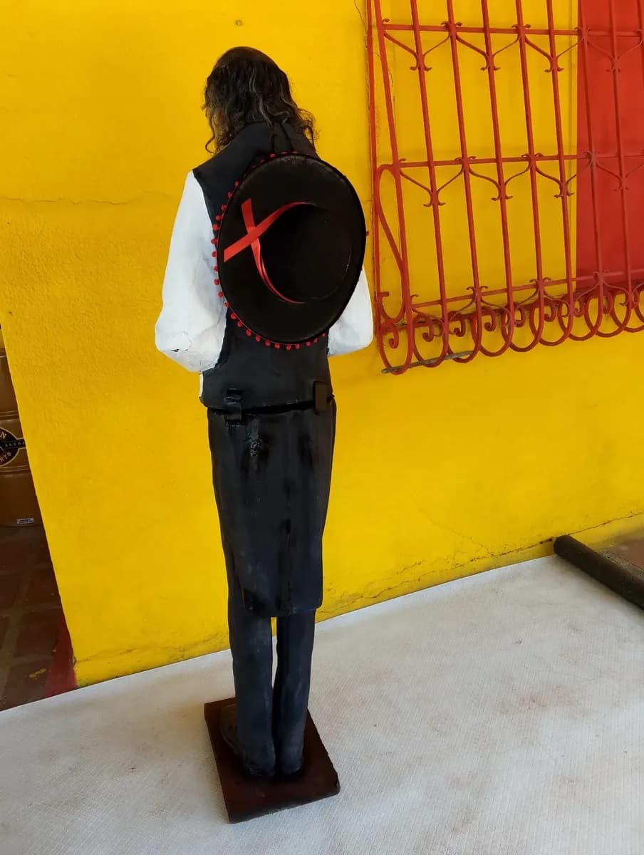 imagen de producto Escultura Gigante Capataz Español Halloween