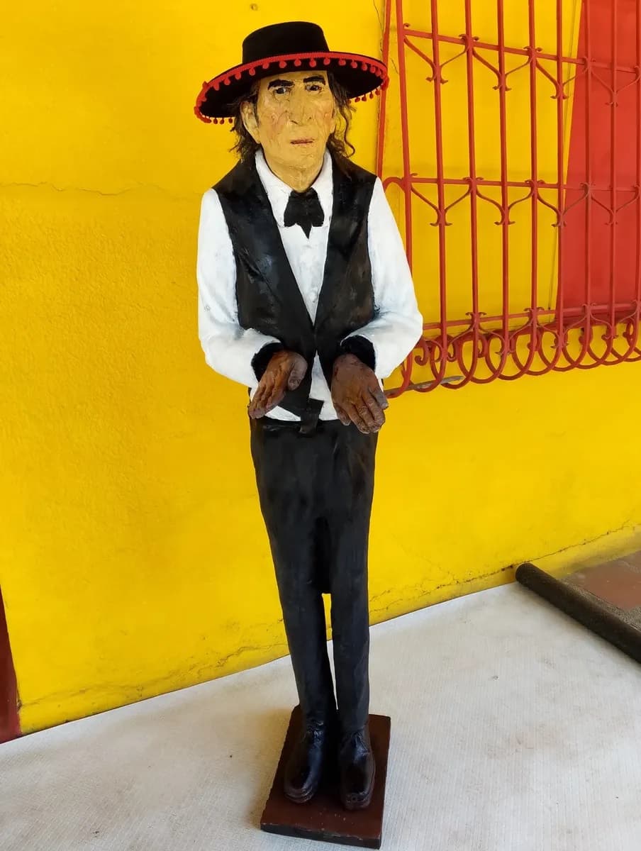 imagen de producto Escultura Gigante Capataz Español Halloween