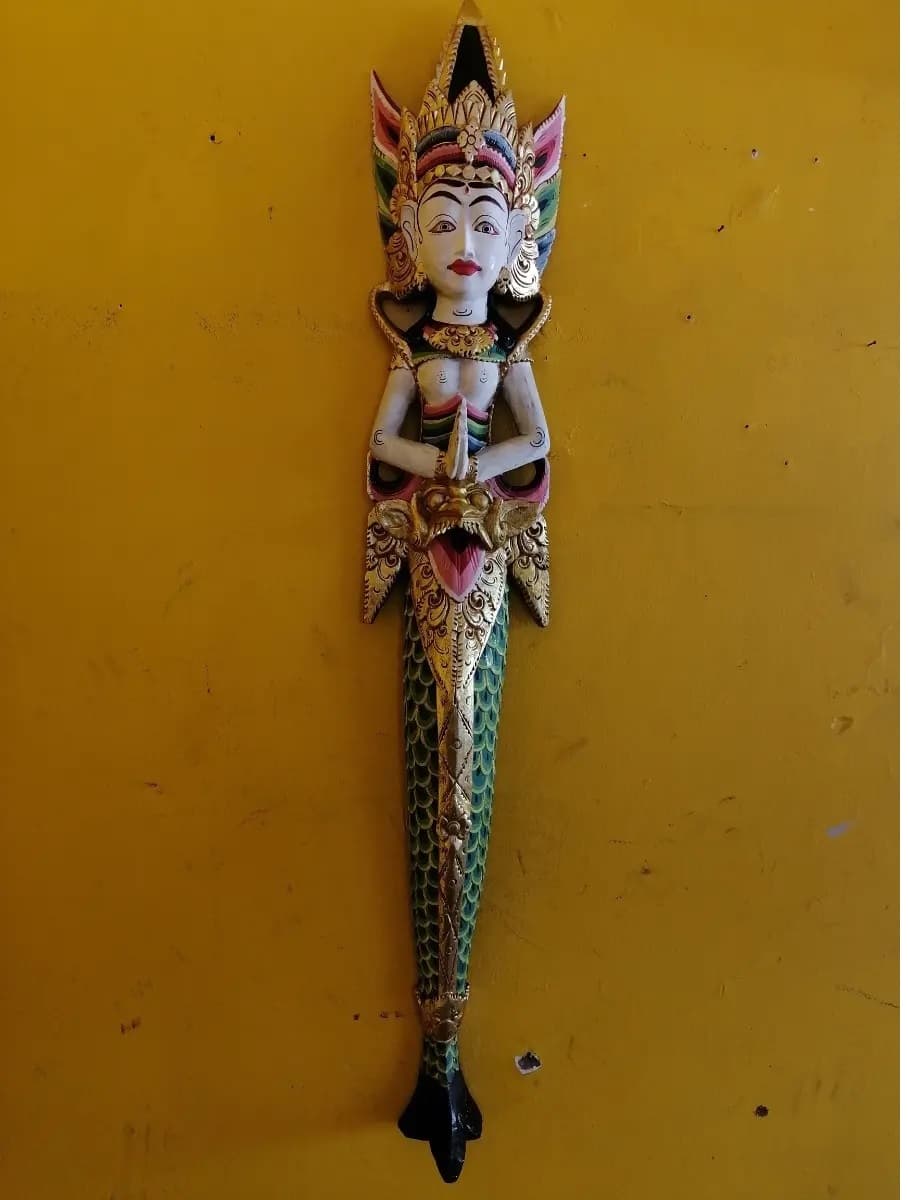 imagen de producto Talla Pared Hindu Antigua 1930 Diosa Prosperidad