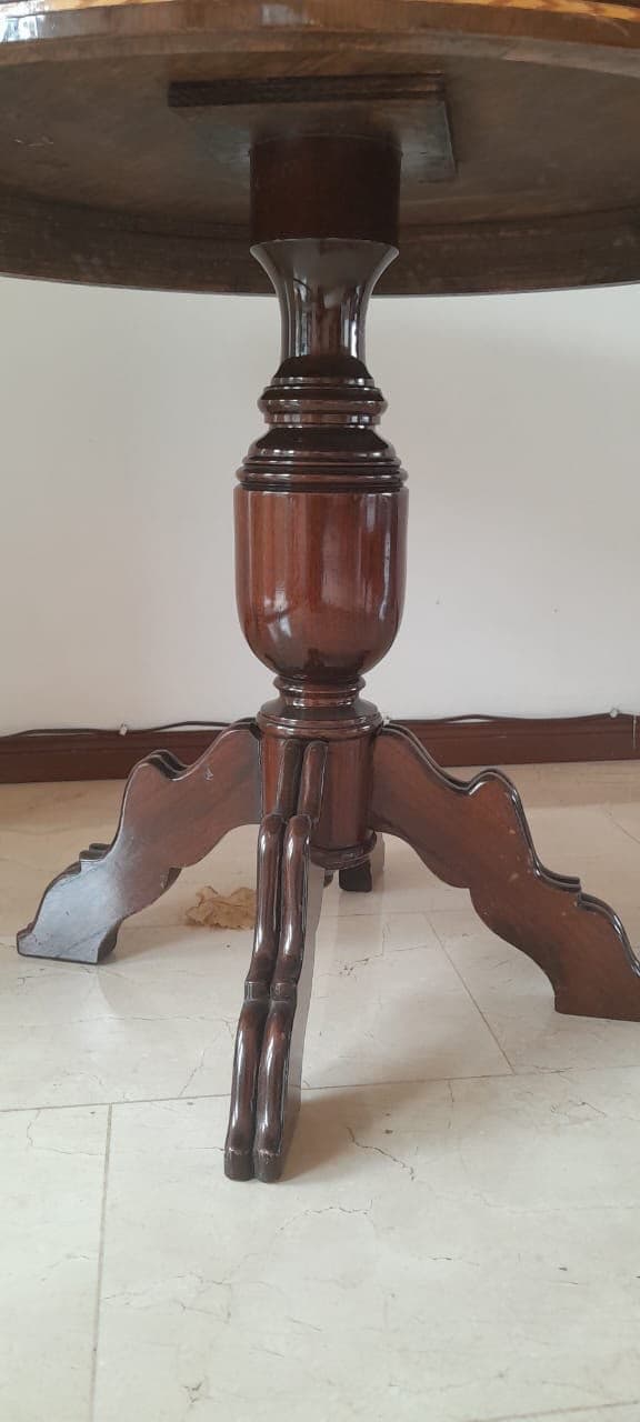 imagen de producto Mesa auxiliar clásica