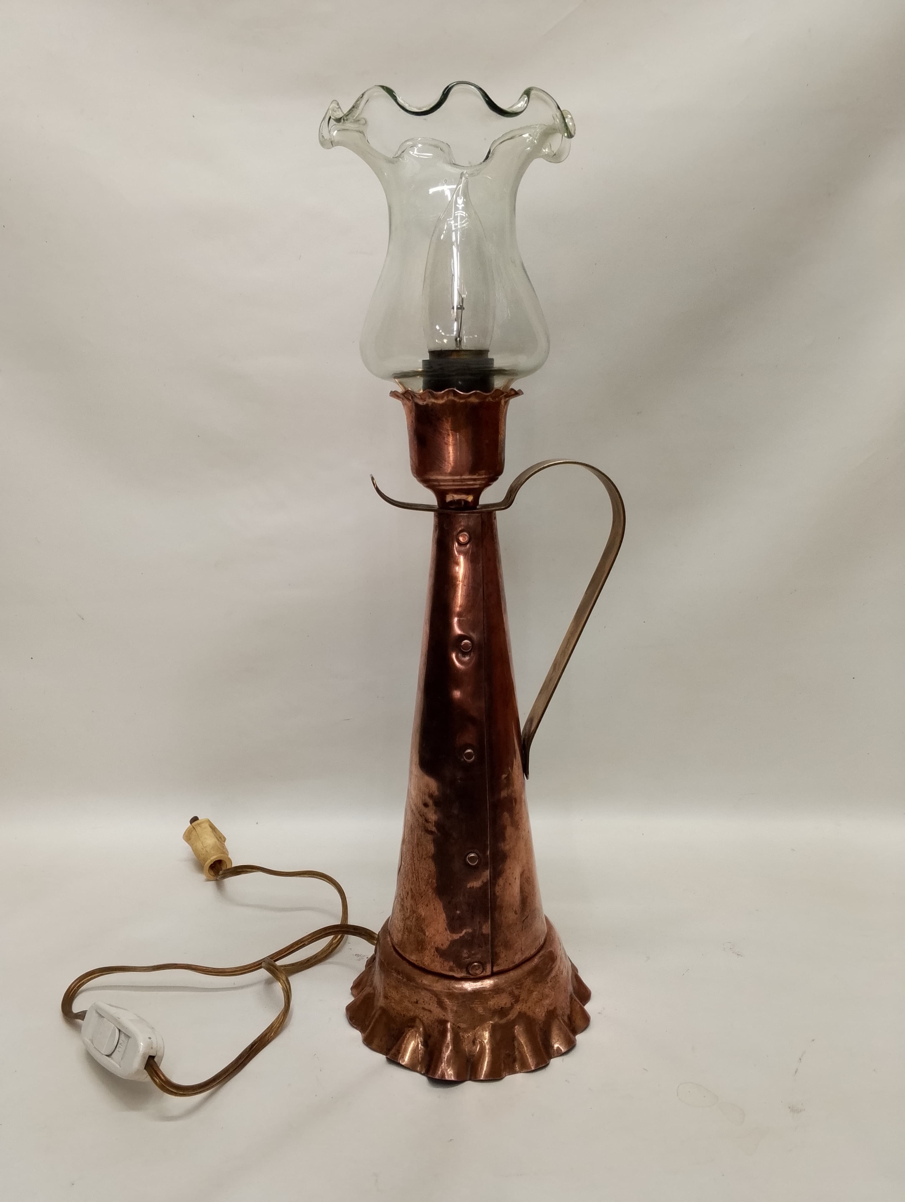 imagen de producto LAMPARA MESA ANTIGUA COBRE Y BRONCE