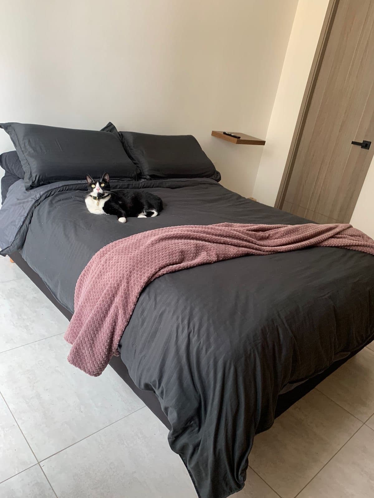 imagen de producto Base cama con colchón tamaño doble