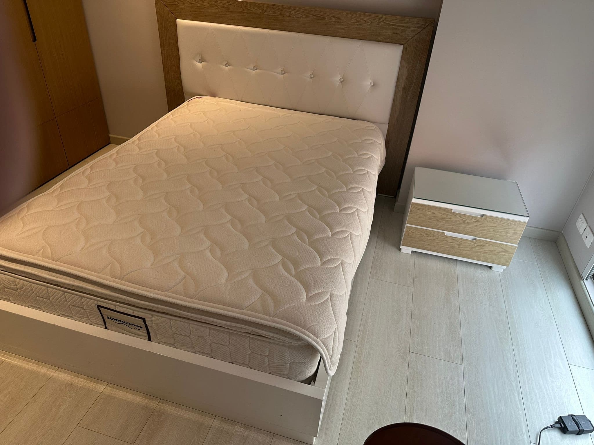 imagen de producto Juego de cuarto tamaño Queen