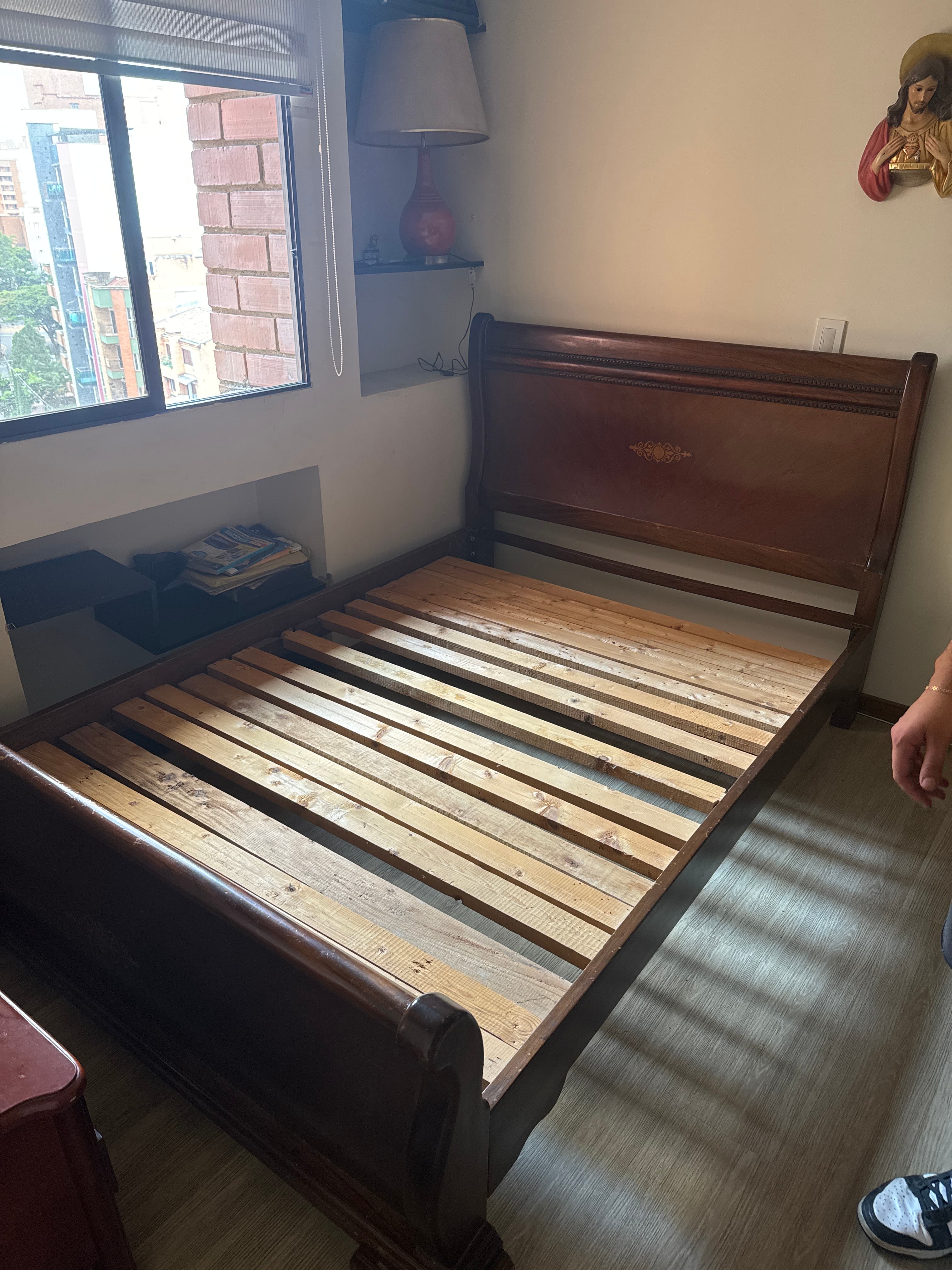 imagen de producto Cama de 1,40x1,90 en comino