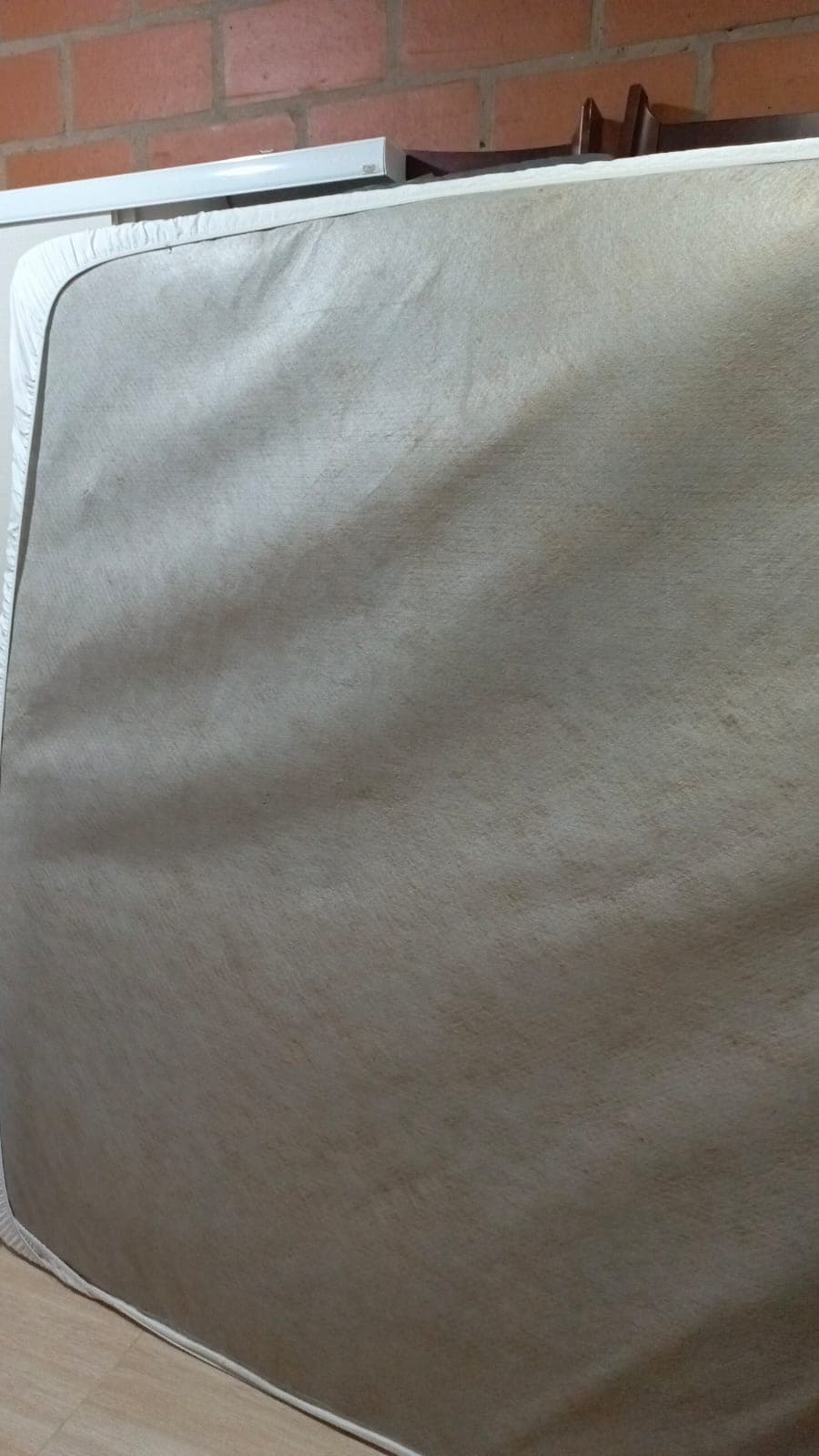 imagen de producto Cama en cedro + colchón 3x3