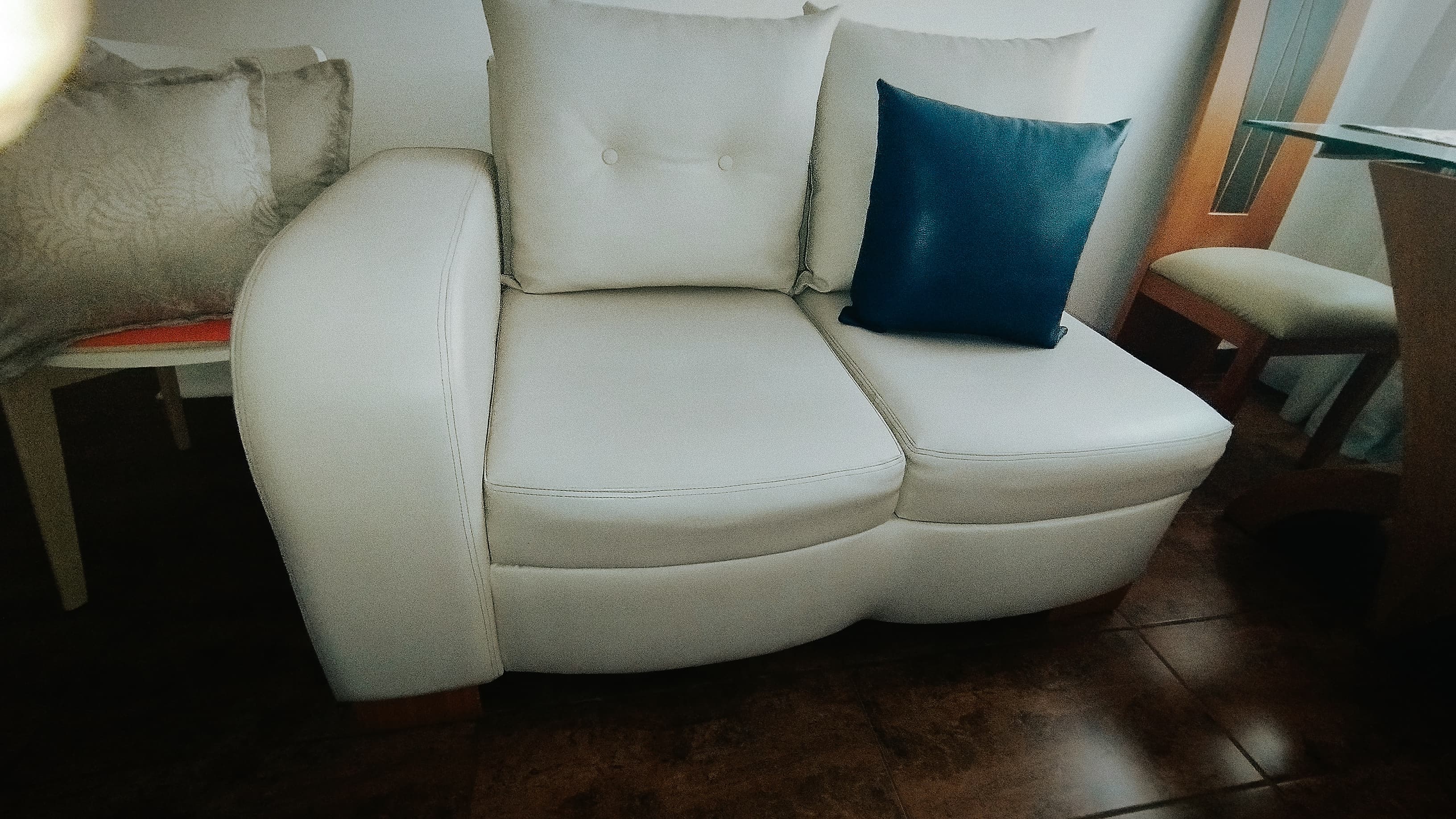 imagen de producto Sofa en L de cuatro puestos