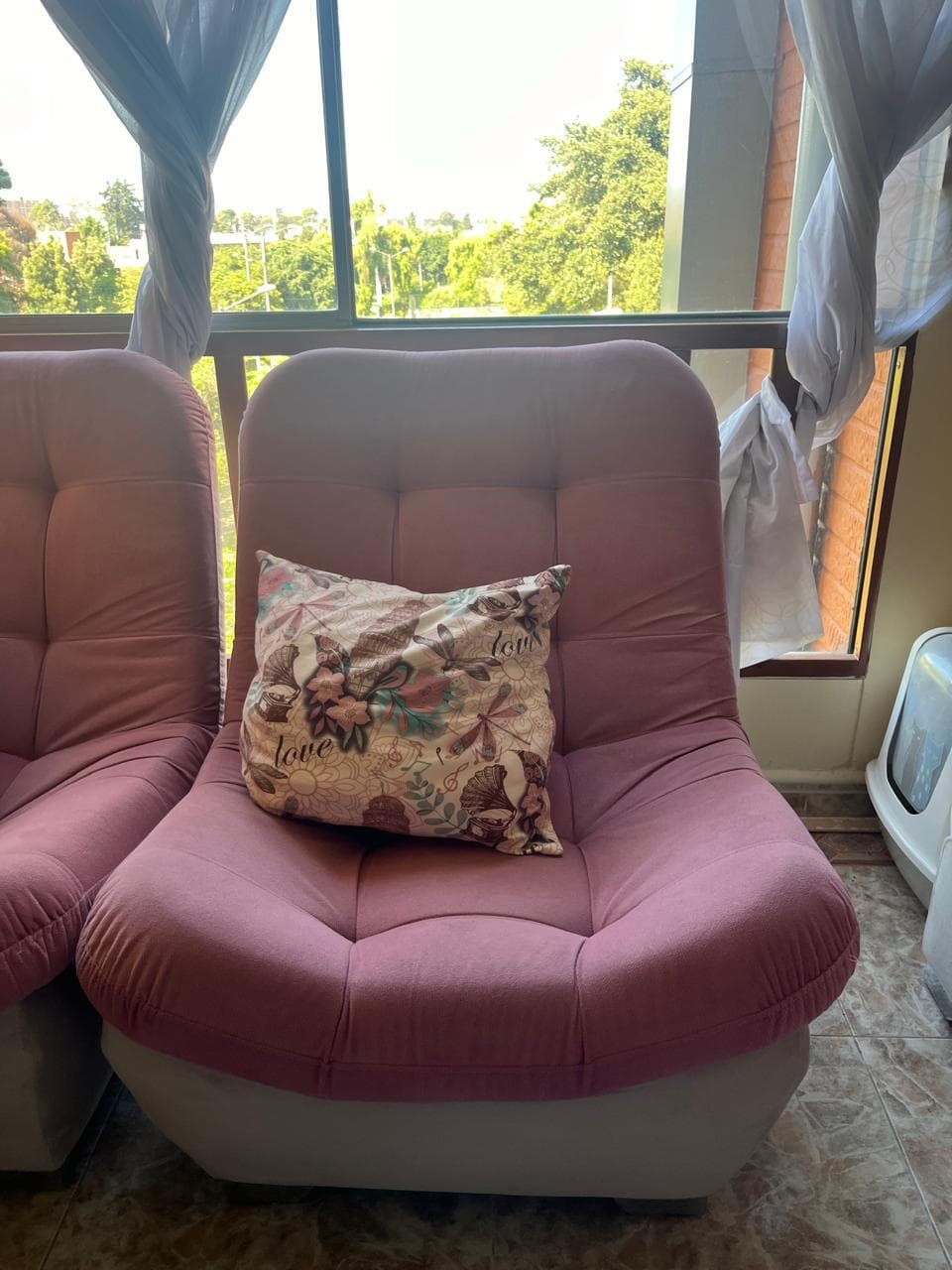 imagen de producto Juego de Sala con Mesa de Centro