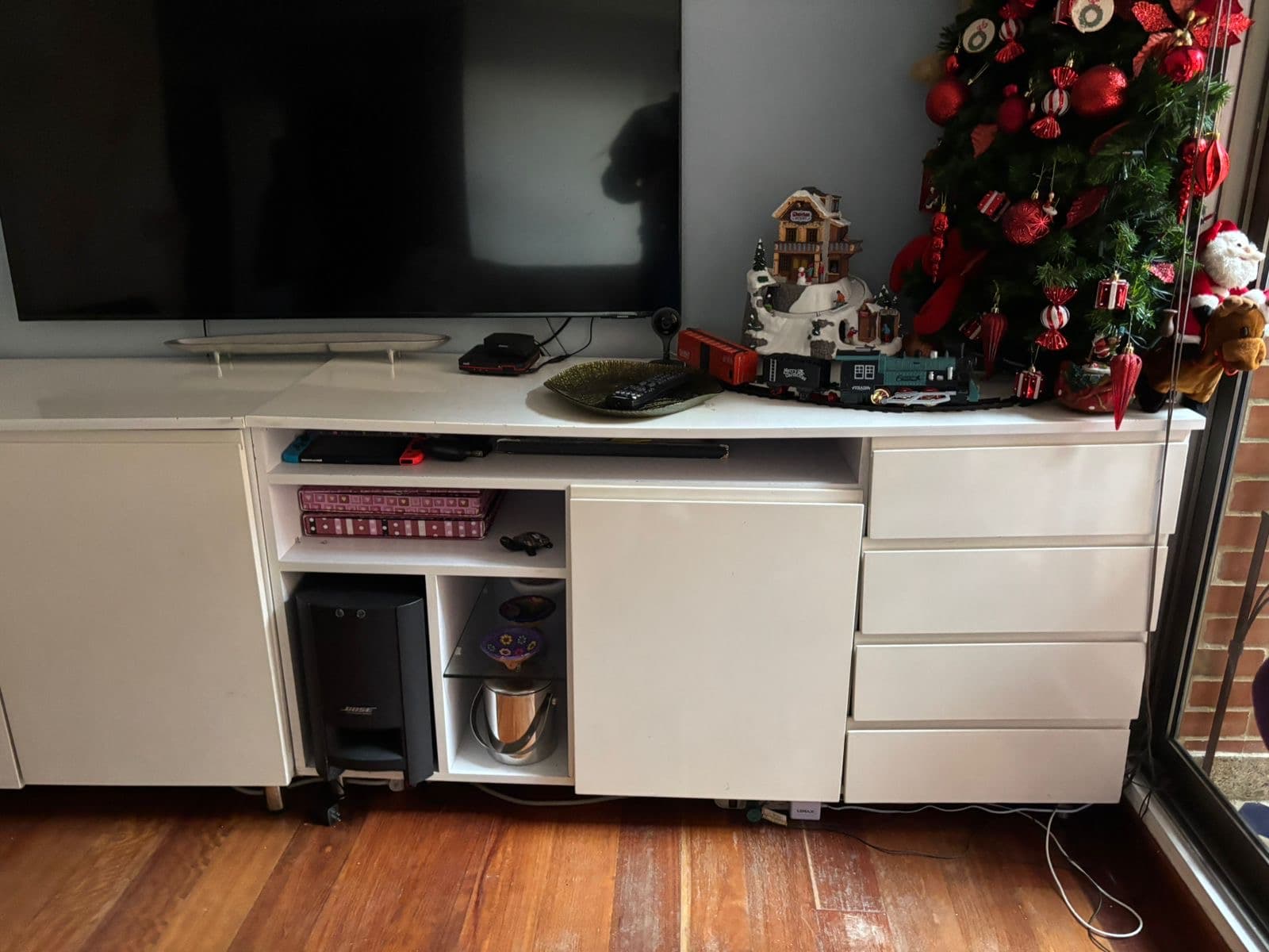 imagen de producto Mueble TV y almacenamiento