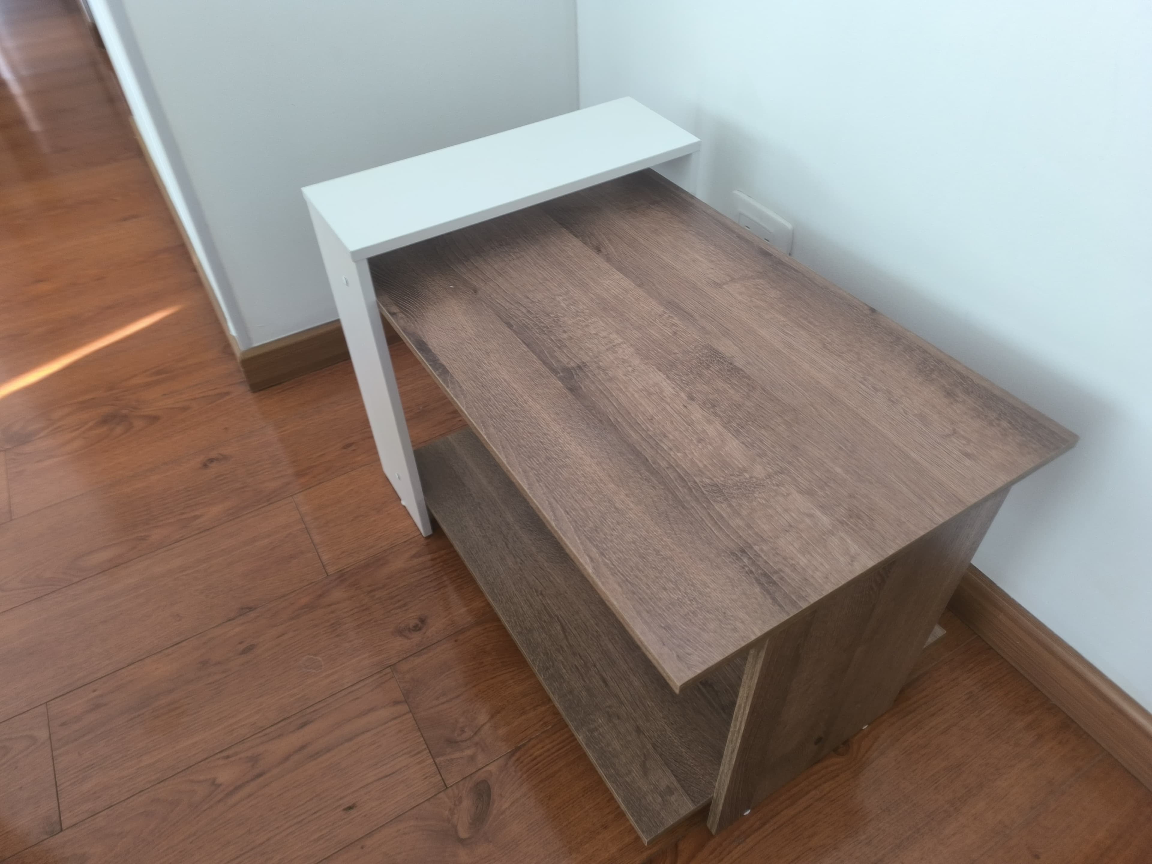 imagen de producto Mesa de centro con entrepaño