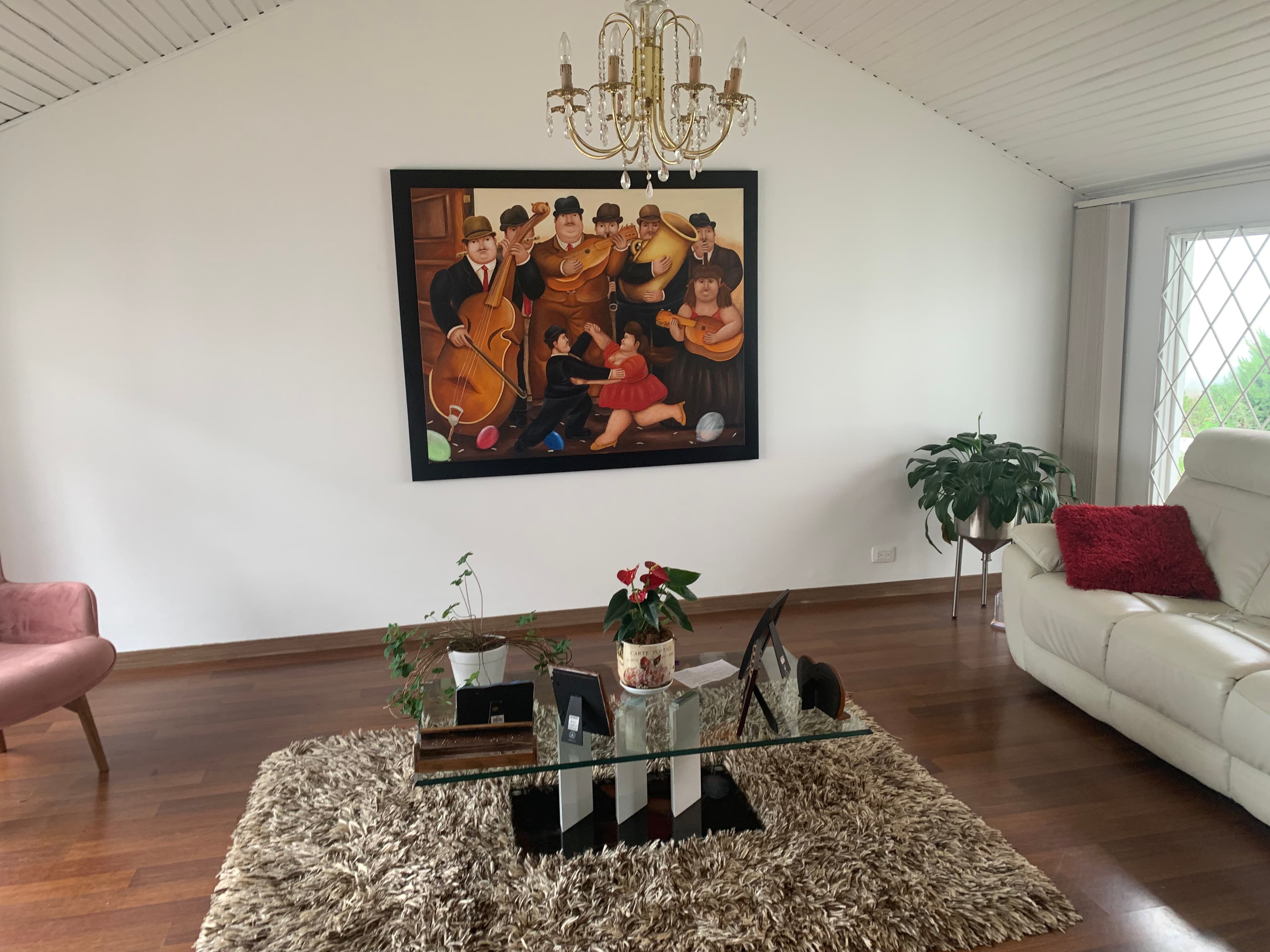 imagen de producto MESA EN VIDRIO ARISTAS